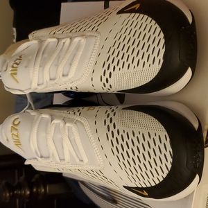 Nike Air Max 270, size 11